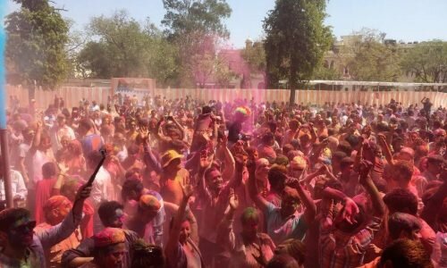 holi in jaipur